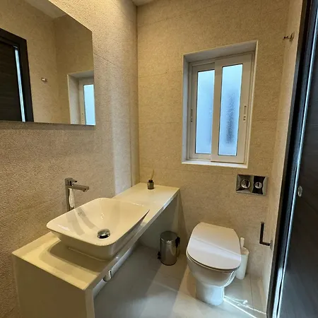 Giuliani Seafront Penthouse 16 * Saint Julian's